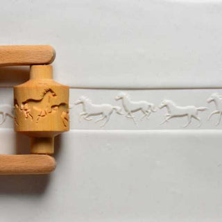 MKM Medium Handle Roller RM 056 Running Horses