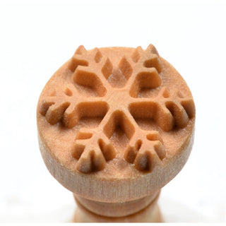 MKM Pottery Tools SCM 092 medium round snowflake stamp for texture decoration in pottery and ceramics.