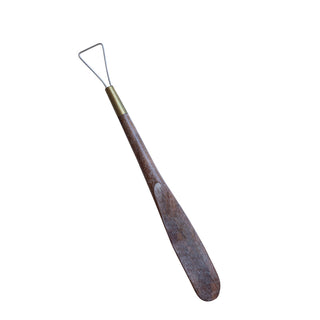 Kemper Tools We8D wire and wood sculpting tool, 8-inch length, with wire and wooden handles for pottery and sculpture projects.