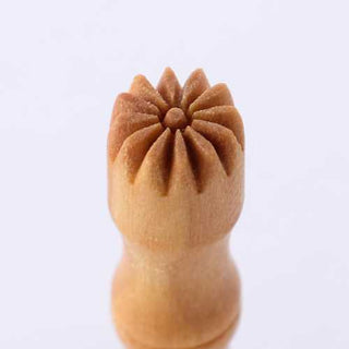 MKM SMR 004 Mini Round Stamp - Daisy