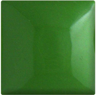 Spectrum Glaze Majolica Series ceramic glaze in 8 oz bottle, showcasing vibrant colors for pottery and ceramic projects.