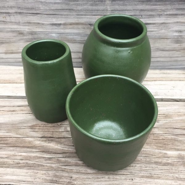 Opulence glaze 851 on pottery